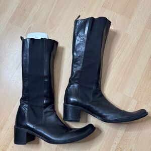 NOW Boots Women's 9 Black High Knee Stretchy Italian Leather